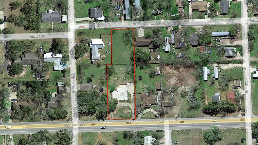 918 E Main Street Madisonville, TX 77864