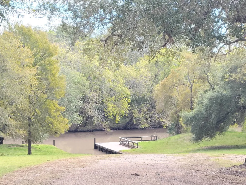 90 River Tree Drive Blessing, TX 77419