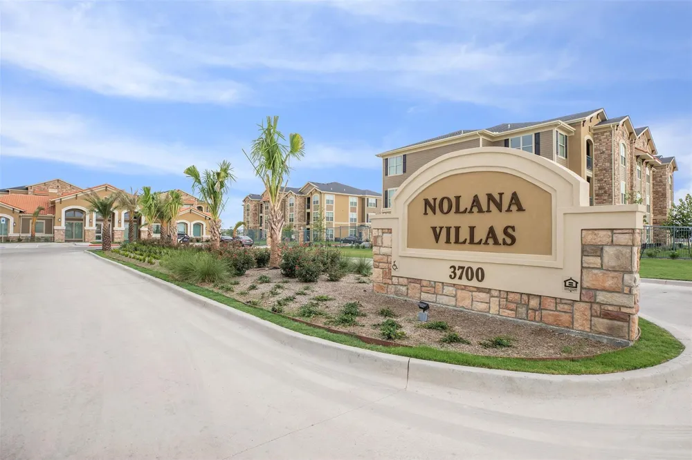 3700 K Center McAllen, TX 78501
