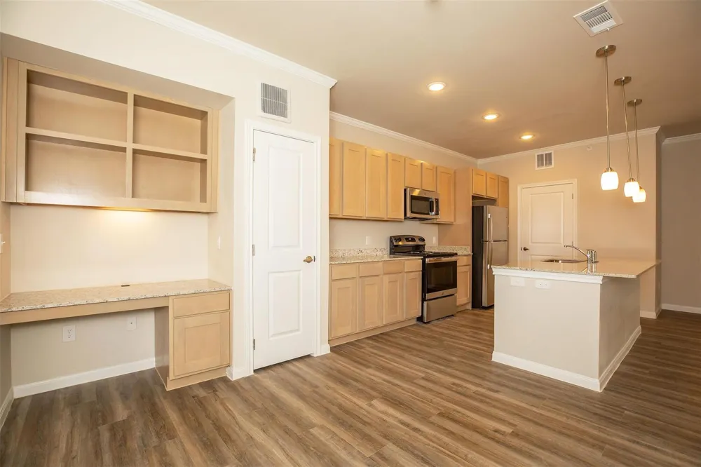 3700 K Center McAllen, TX 78501