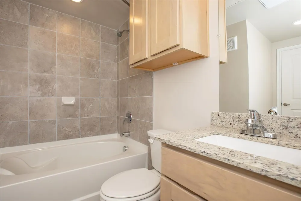 3700 K Center McAllen, TX 78501