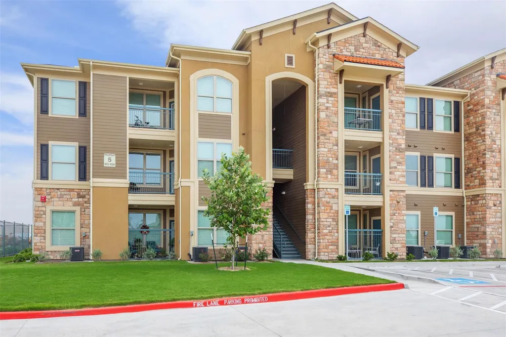 3700 K Center McAllen, TX 78501