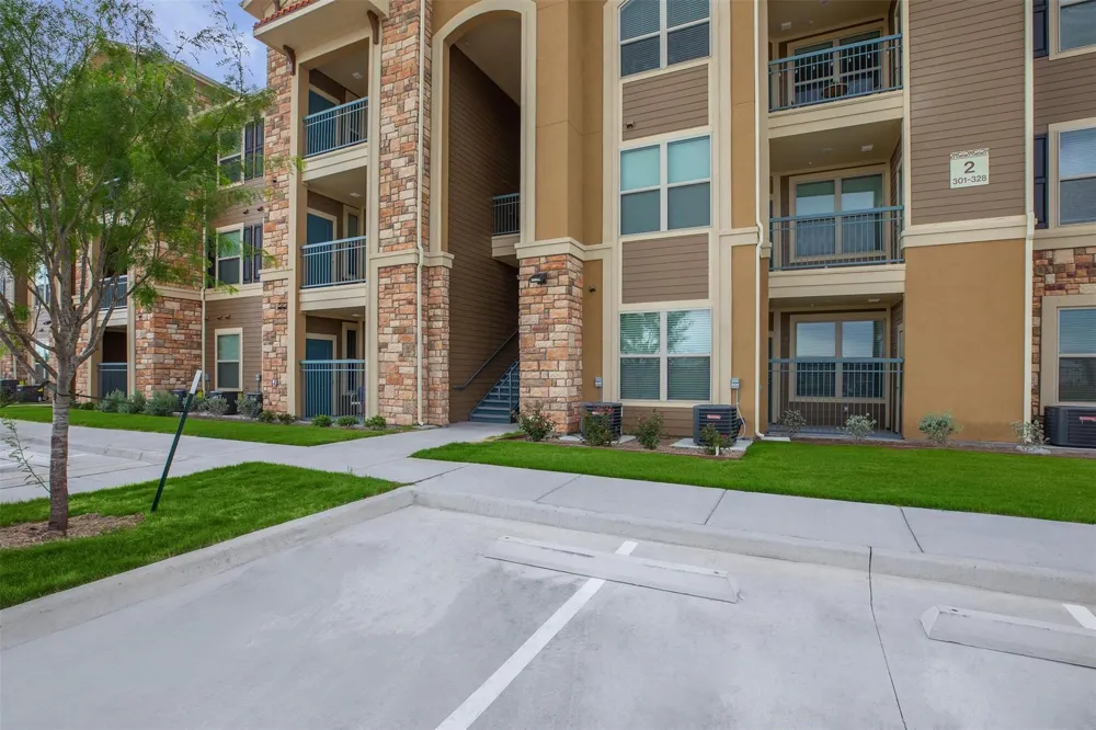 3700 K Center McAllen, TX 78501