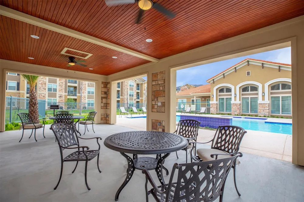3700 K Center McAllen, TX 78501