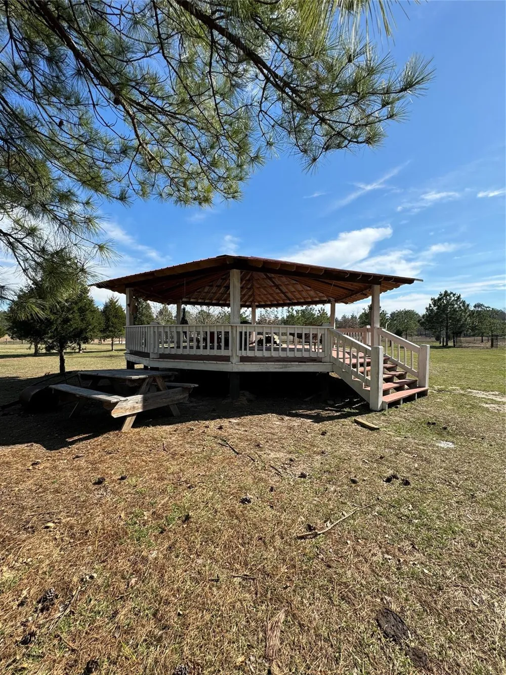 3660 Fm 1013 Road Hillister, TX 77624