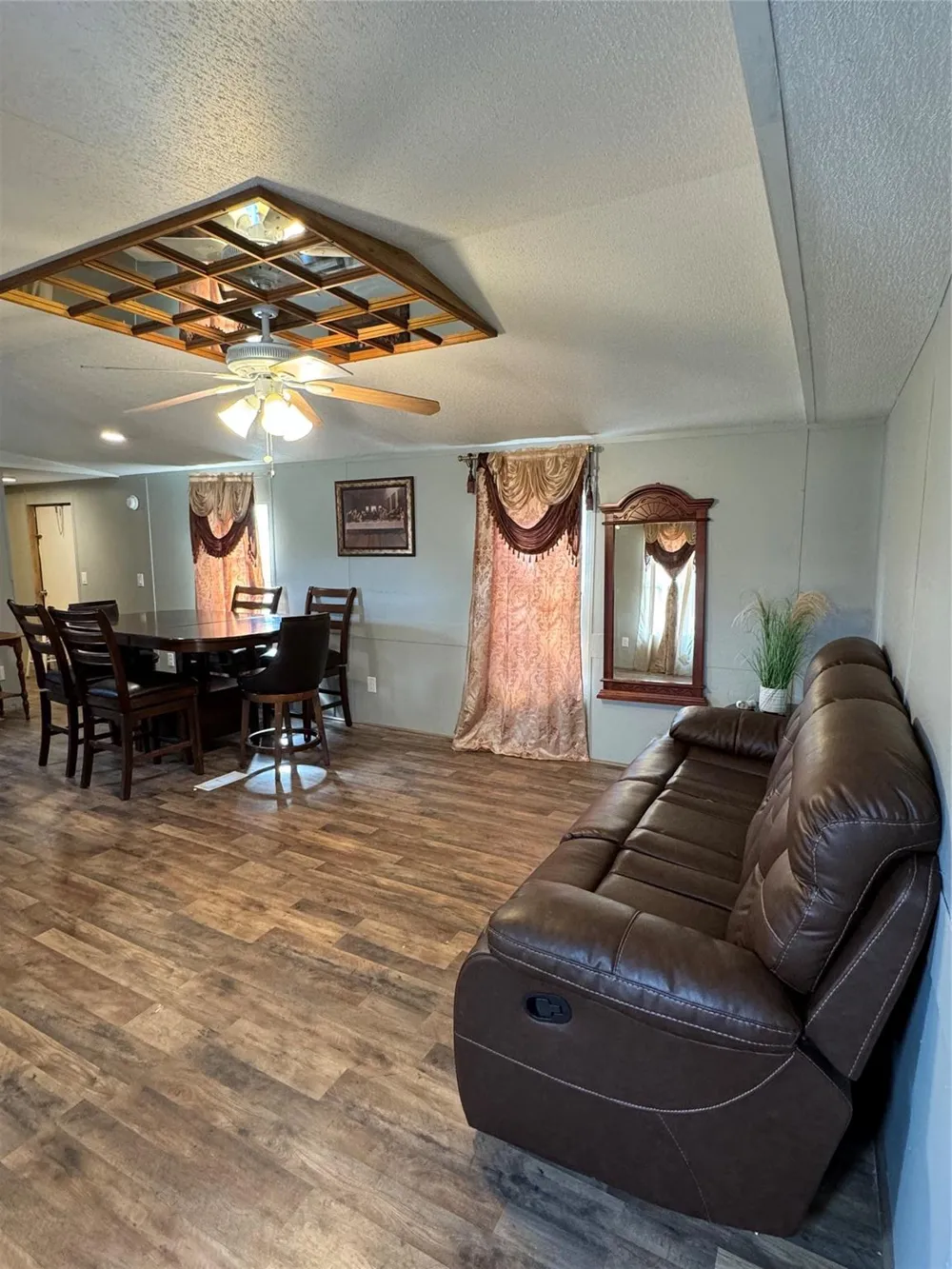3660 Fm 1013 Road Hillister, TX 77624