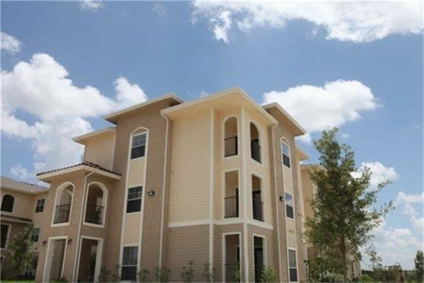 2101 W Business 83 Weslaco, TX 78596