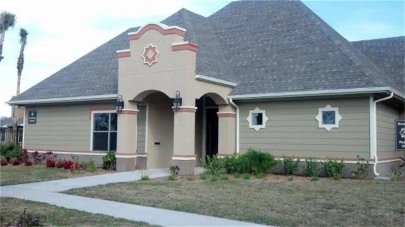 2100 Grapefruit Street Brownsville, TX 78521