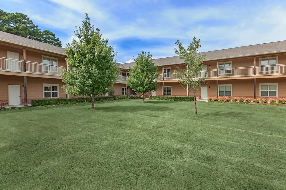 2619 Quality Lane Fayetteville, AR 72703