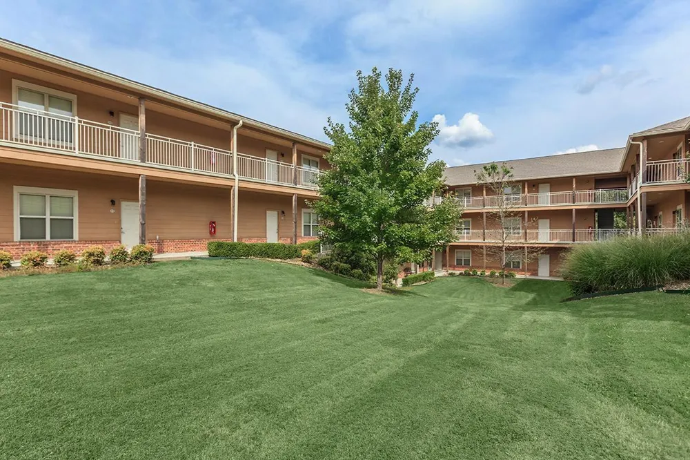 2619 Quality Lane Fayetteville, AR 72703