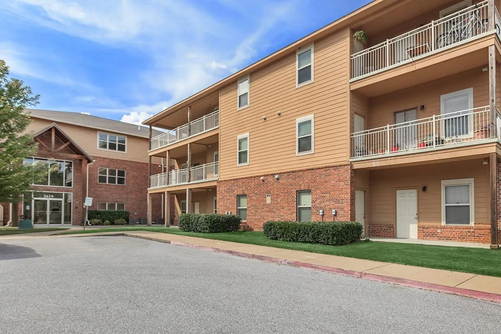2619 Quality Lane Fayetteville, AR 72703