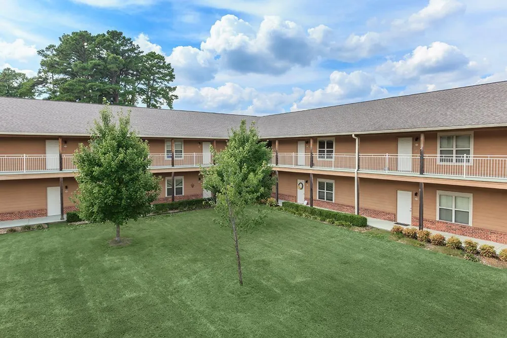 2619 Quality Lane Fayetteville, AR 72703