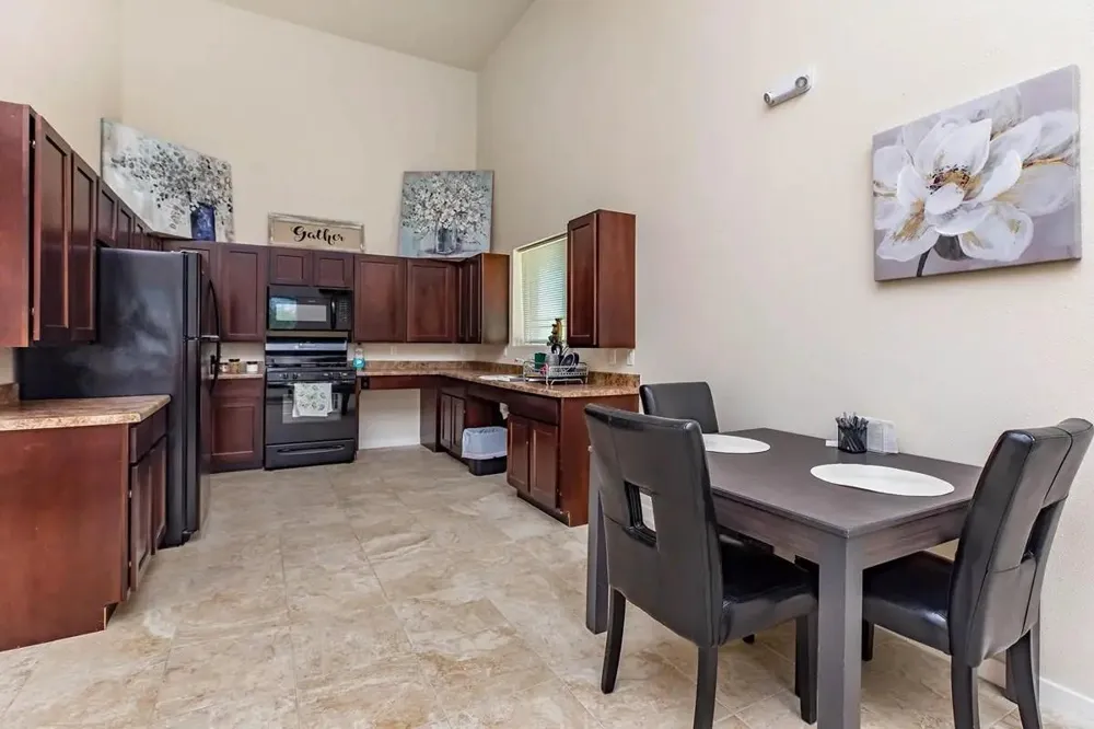 11050 Montana Ave El Paso, TX 79925