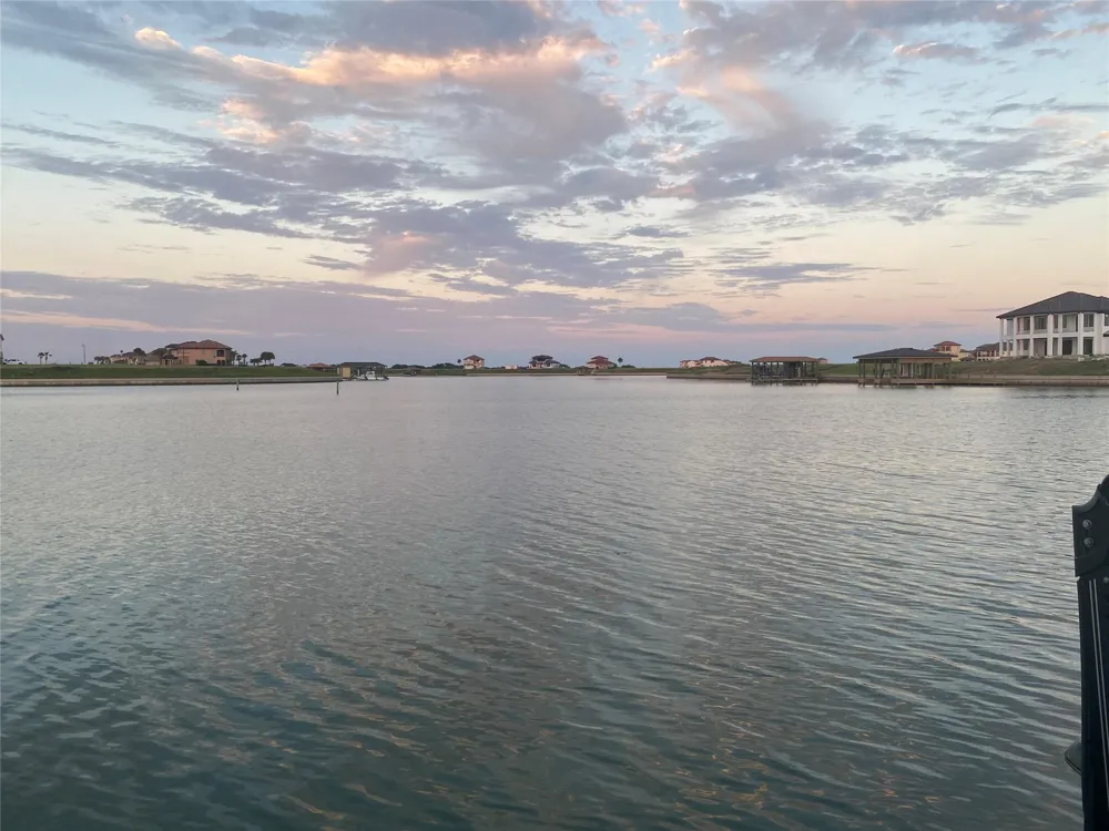 323 Chardonnay Way Port O Connor, TX 77982