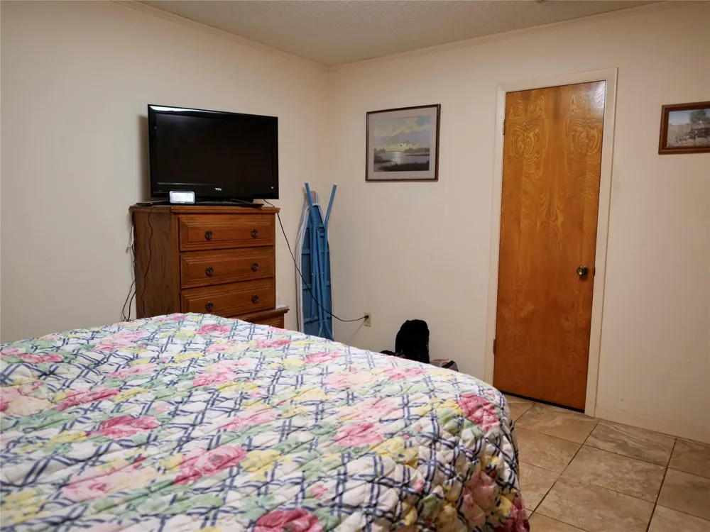 4410 Farm To Market 1115 Flatonia, TX 78959