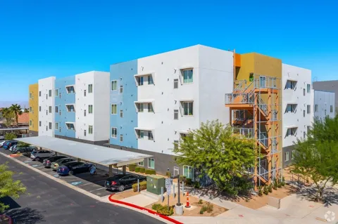 511 College Dr