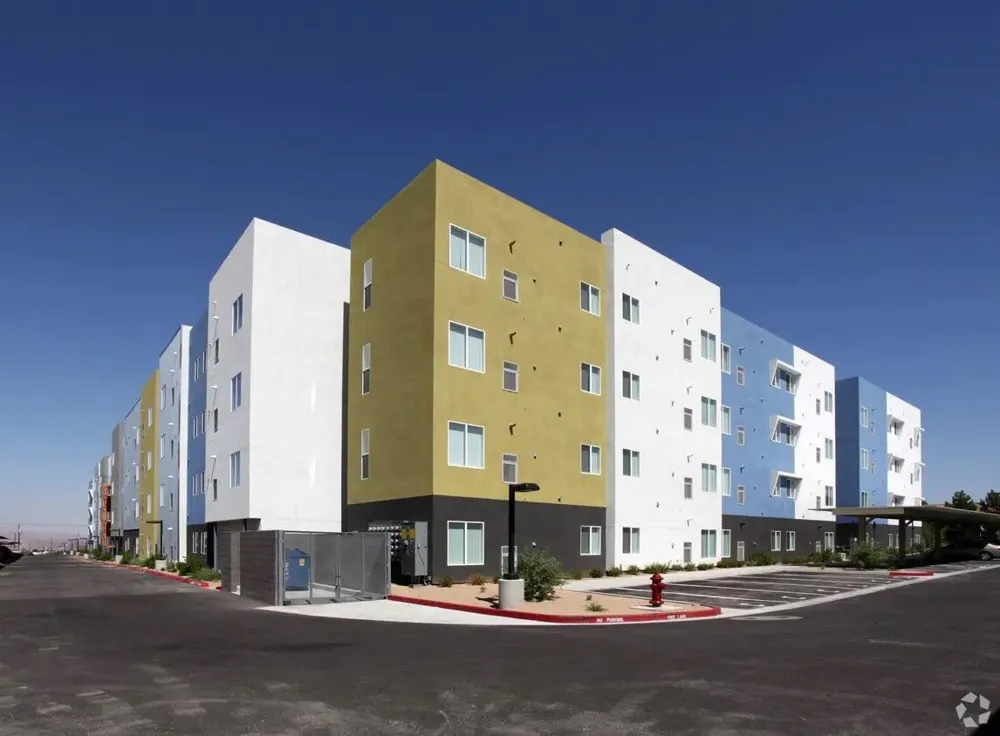 511 College Dr Henderson, NV 89015
