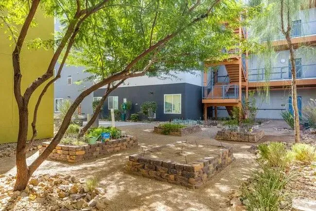 511 College Dr Henderson, NV 89015
