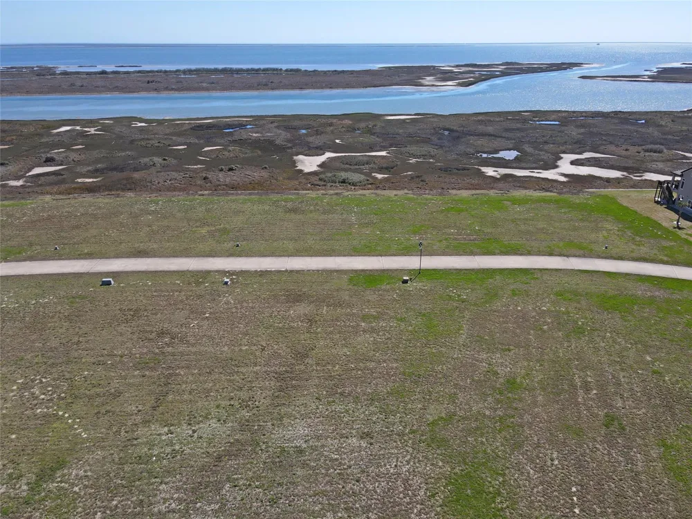 94 Coastal Springs Port O Connor, TX 77982