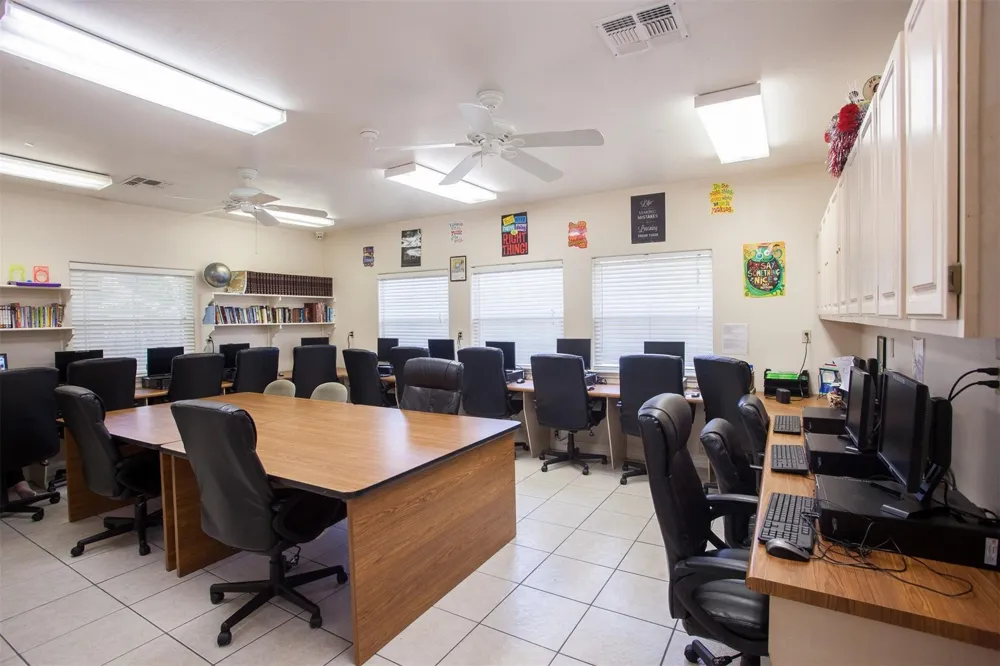 2835 Rockwell Drive Brownsville, TX 78521
