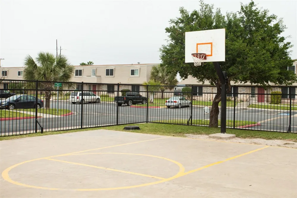 2835 Rockwell Drive Brownsville, TX 78521