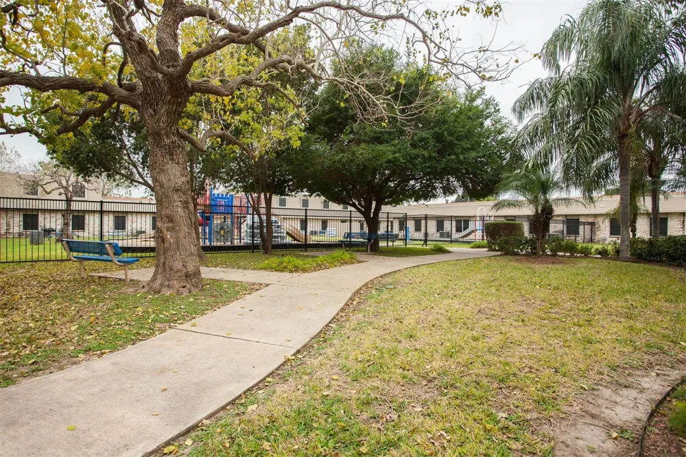 2835 Rockwell Drive Brownsville, TX 78521