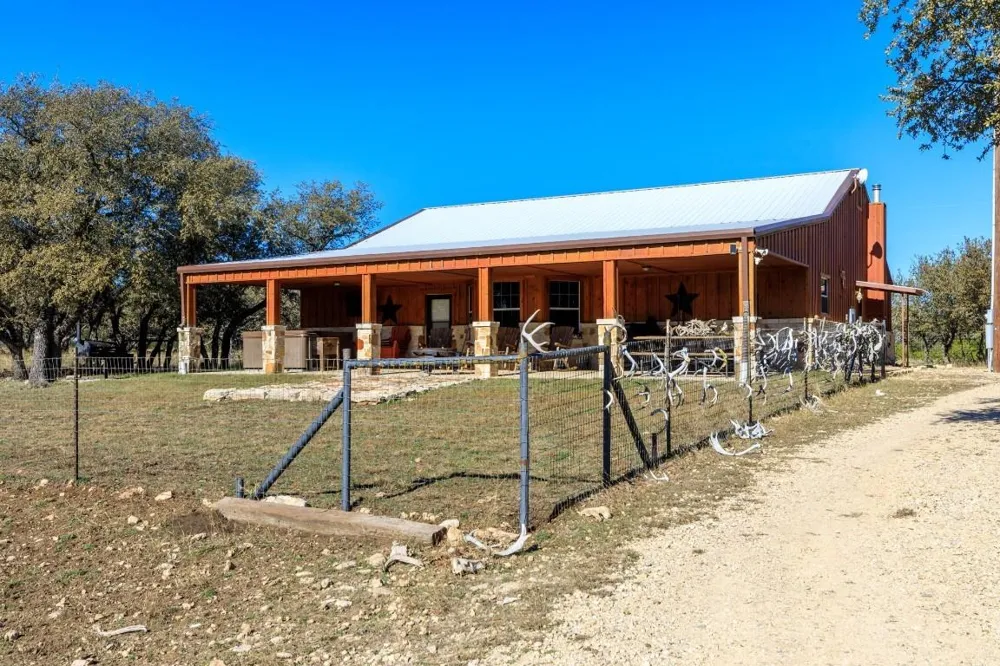 3681 K2 Road Mountain Home, TX 78058