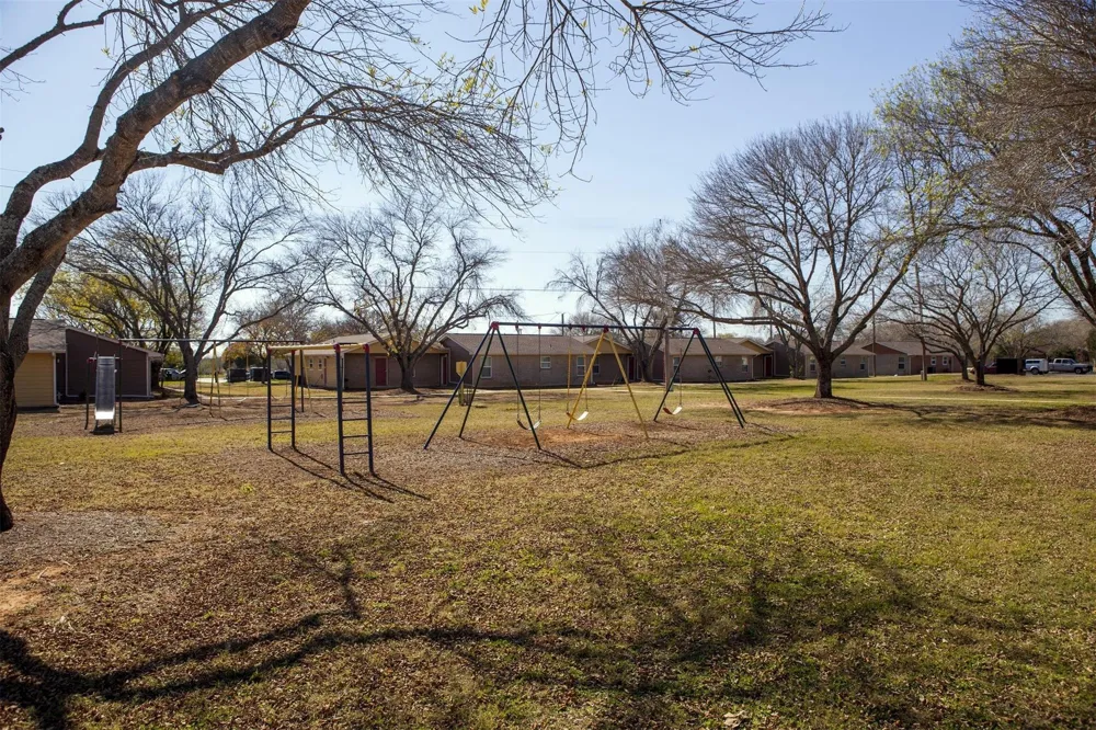 1200 E Frio Street Pearsall, TX 78061