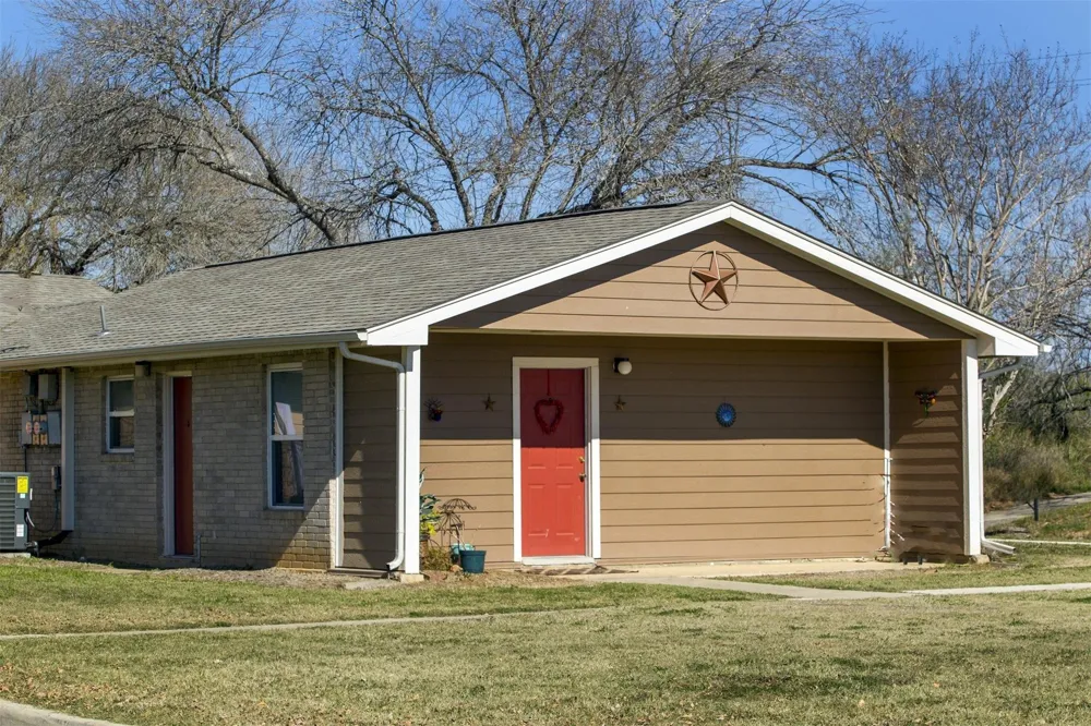 1200 E Frio Street Pearsall, TX 78061