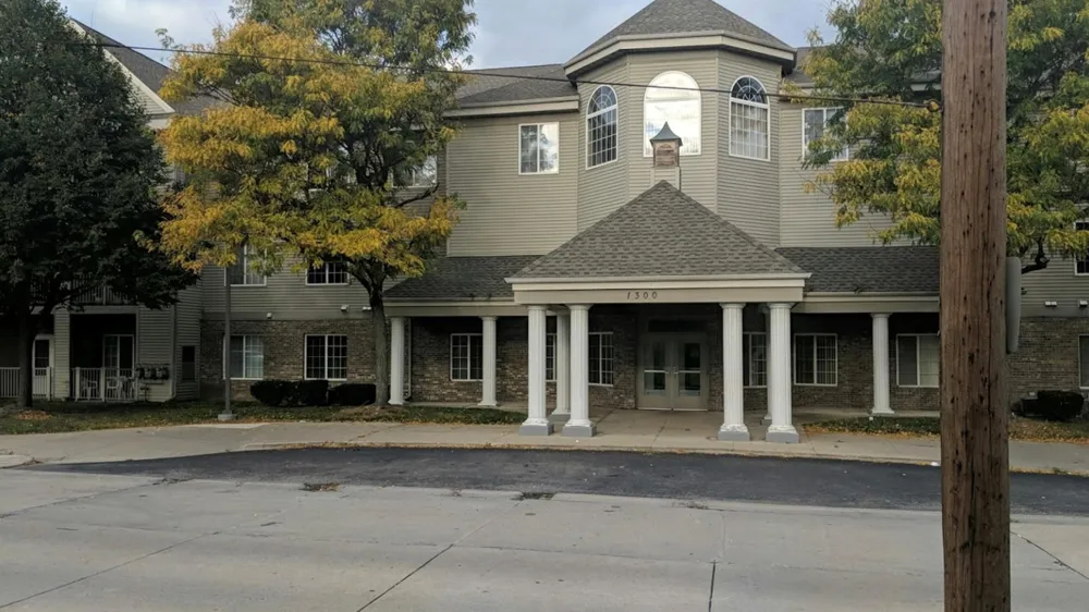 1300 Electric Ave Lincoln Park, MI 48146