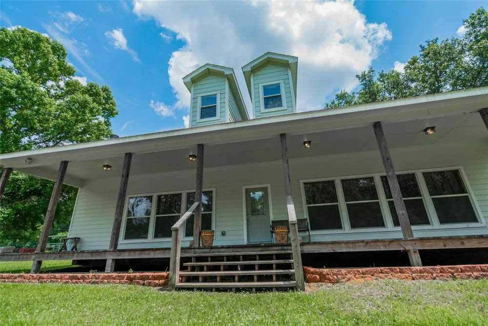 1003 Ellisor Road New Waverly, TX 77358