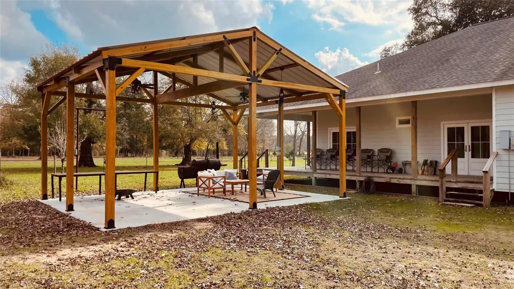 1003 Ellisor Road New Waverly, TX 77358
