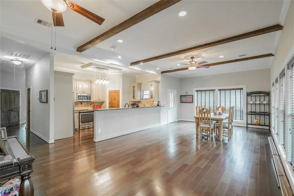 1003 Ellisor Road New Waverly, TX 77358