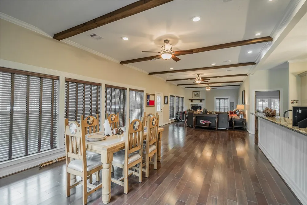 1003 Ellisor Road New Waverly, TX 77358