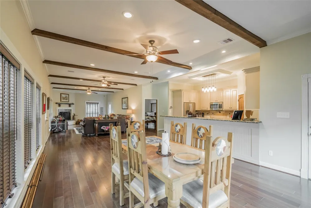 1003 Ellisor Road New Waverly, TX 77358