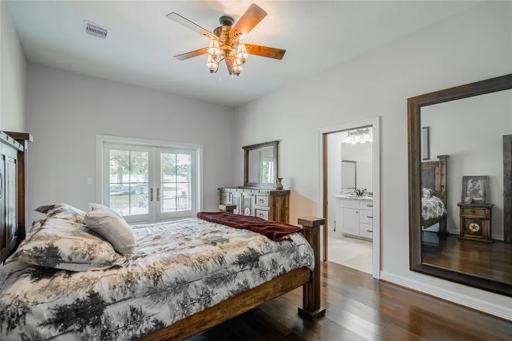 1003 Ellisor Road New Waverly, TX 77358