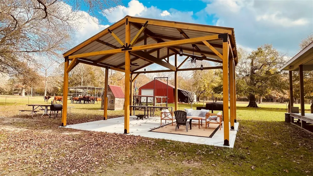 1003 Ellisor Road New Waverly, TX 77358