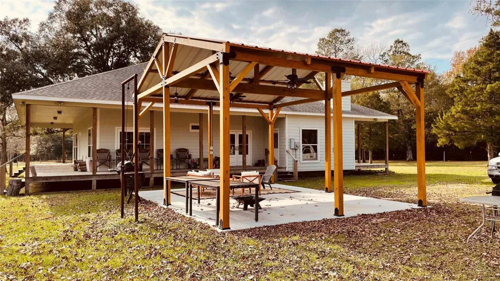 1003 Ellisor Road New Waverly, TX 77358