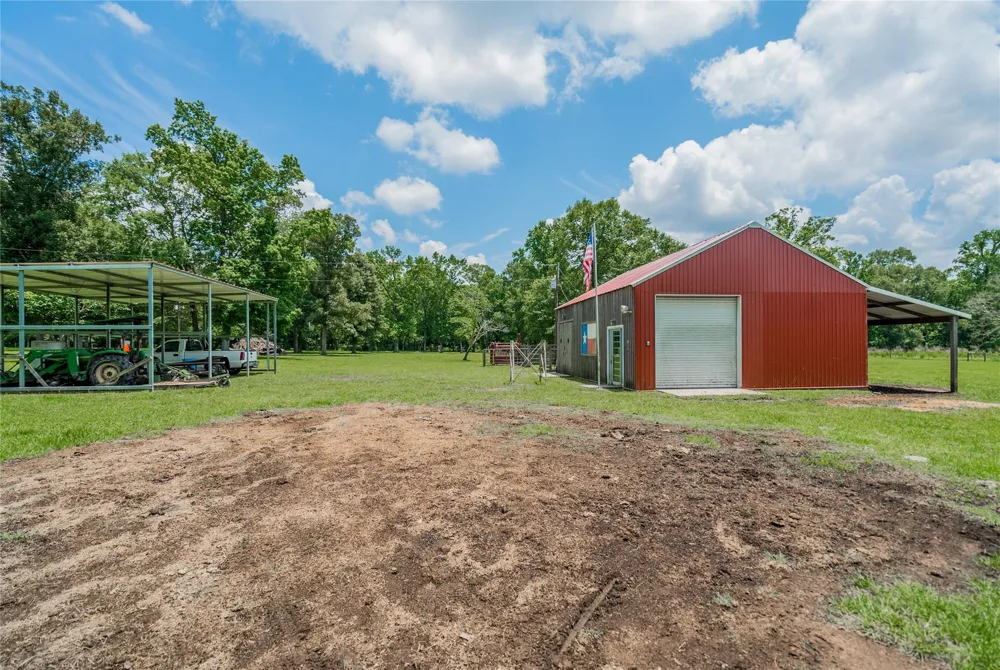 1003 Ellisor Road New Waverly, TX 77358