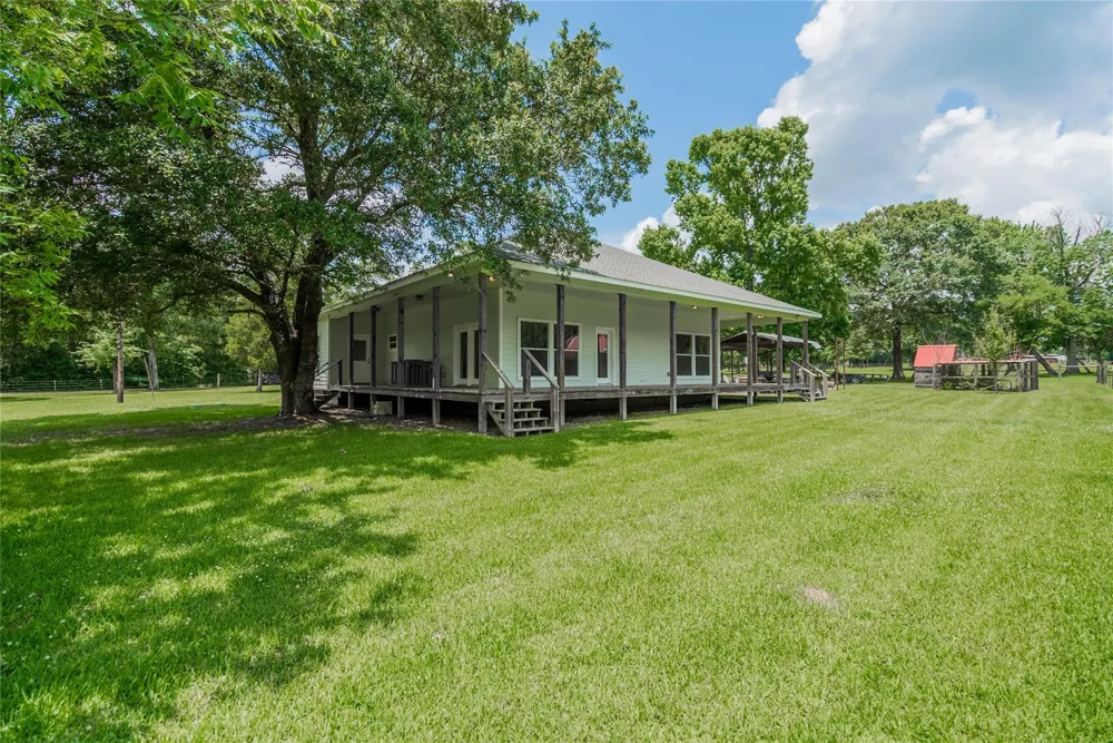 1003 Ellisor Road New Waverly, TX 77358