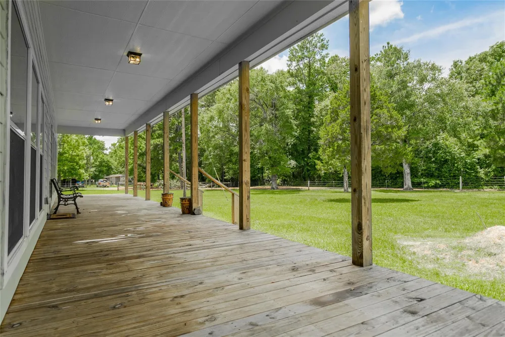 1003 Ellisor Road New Waverly, TX 77358