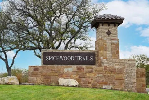 208 Spicewood Trail Drive