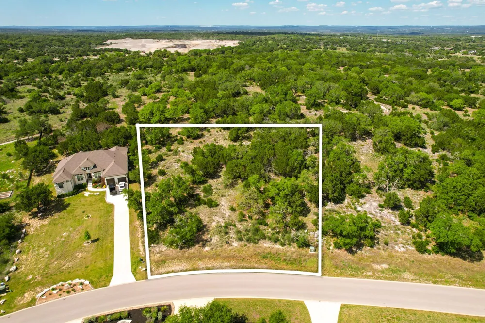 208 Spicewood Trail Drive Spicewood, TX 78669