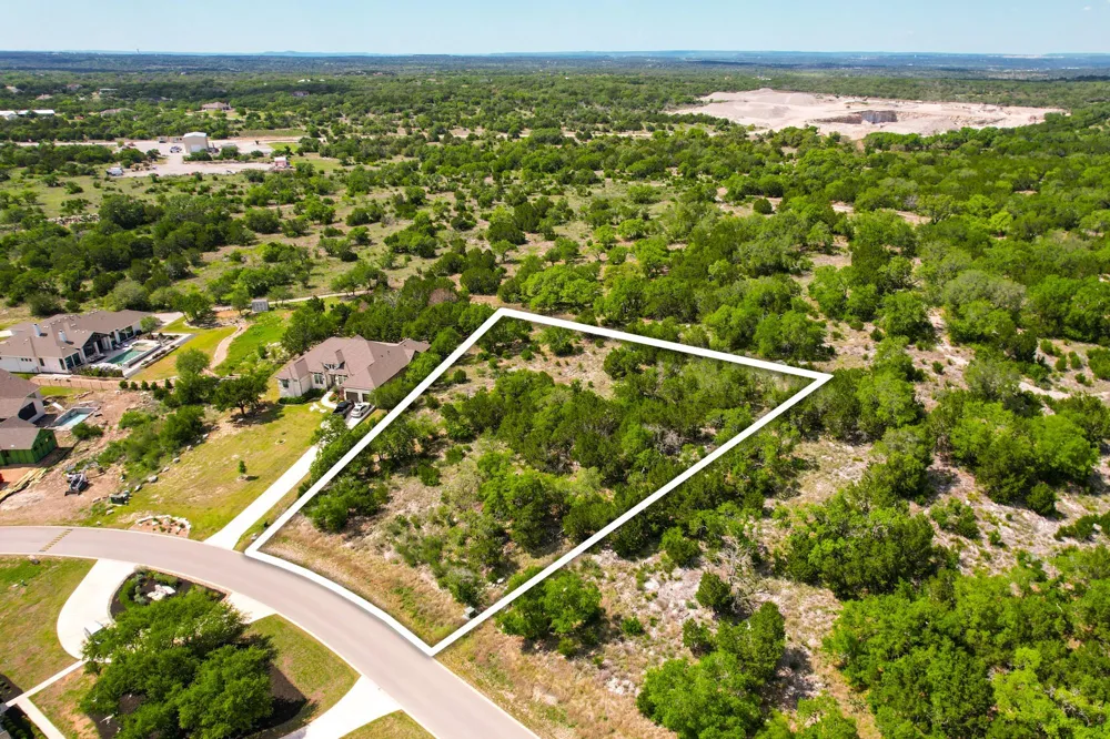 208 Spicewood Trail Drive Spicewood, TX 78669