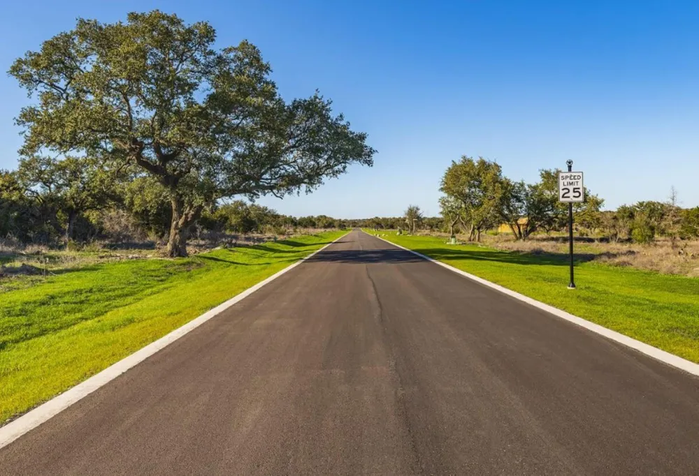 208 Spicewood Trail Drive Spicewood, TX 78669