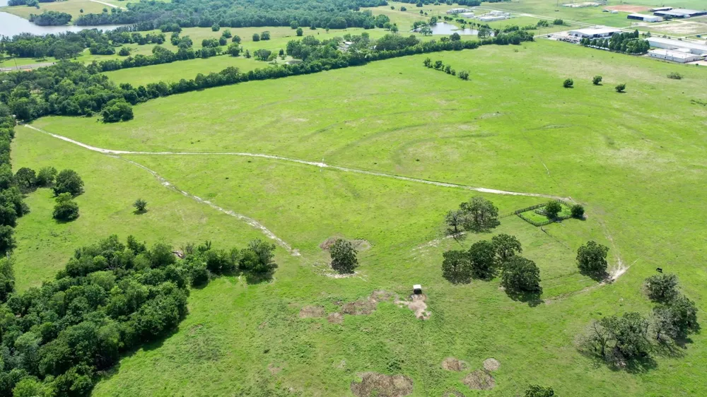 Glenbrook Rd Madisonville, TX 77864