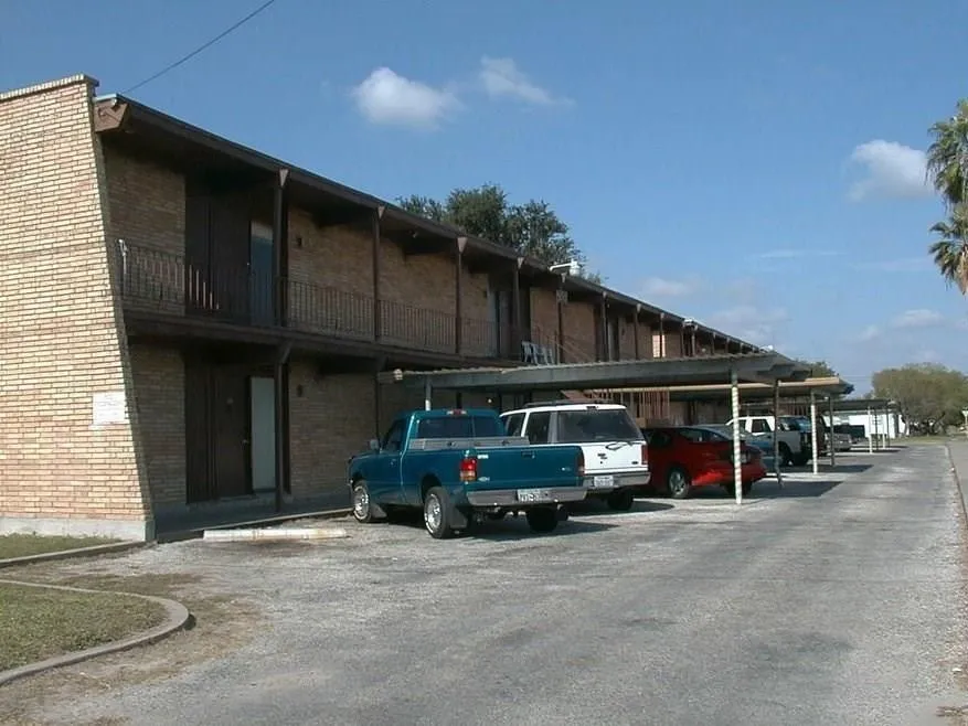704 W Corral Avenue Kingsville, TX 78363