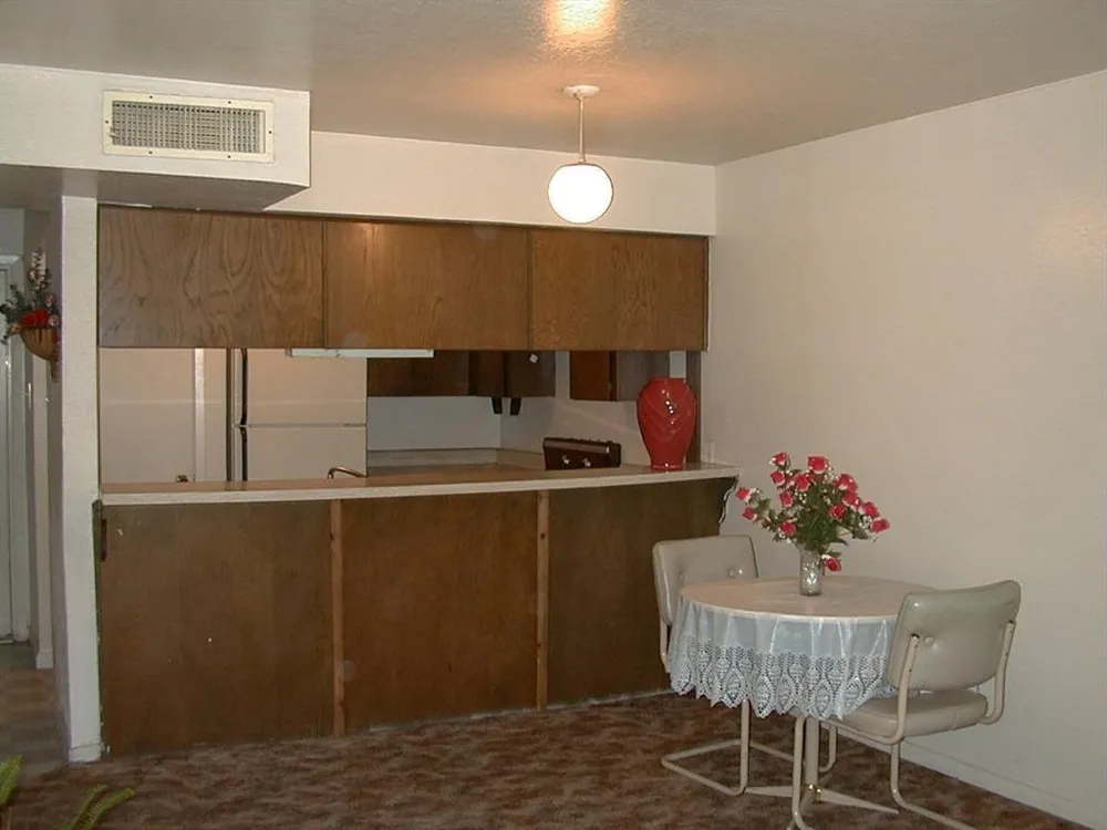 704 W Corral Avenue Kingsville, TX 78363