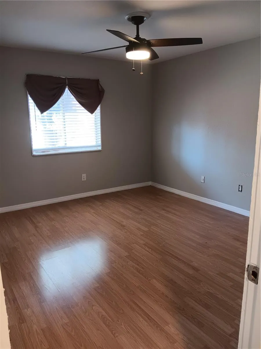2860 POWERS DRIVE #8 Orlando, FL 32818