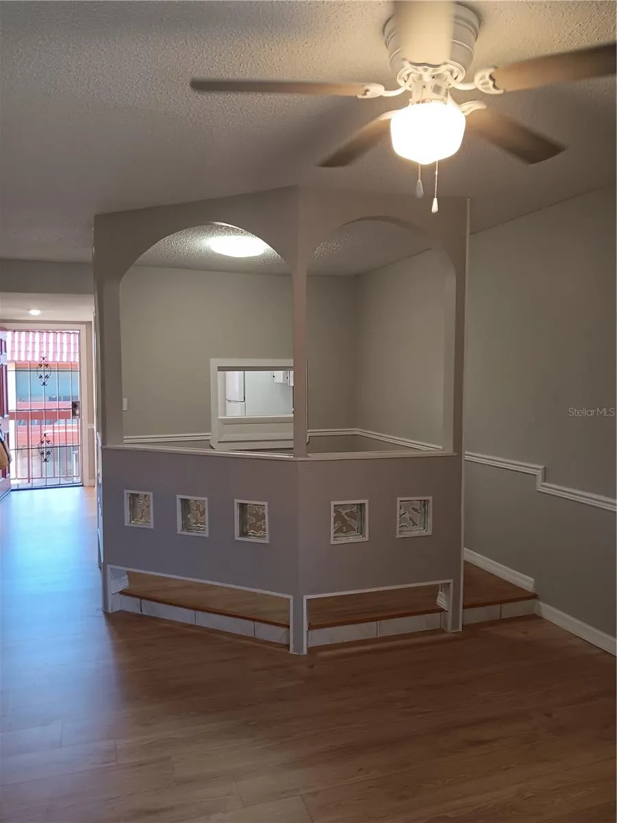 2860 POWERS DRIVE #8 Orlando, FL 32818